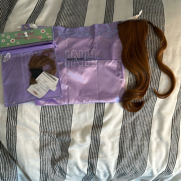 Insert Name Here Lily Pony in Strawberry - Picture 2 of 8